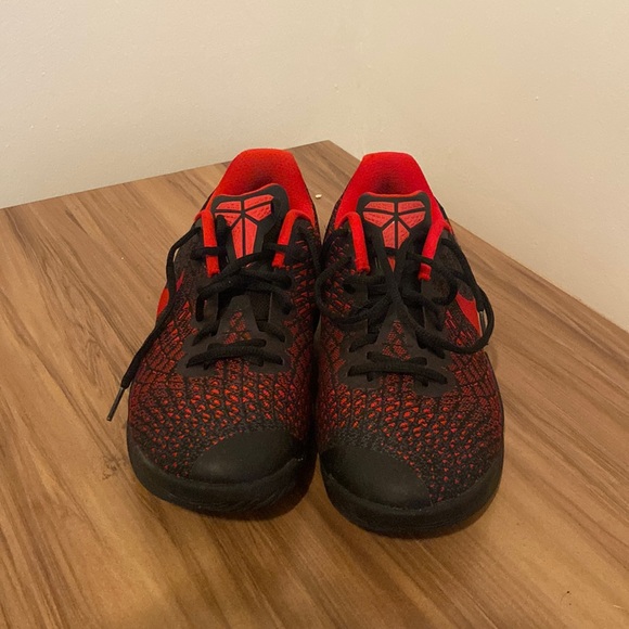 Nike Kobe Mamba Instinct Low Basketball Shoes 852473-016 University Red - Picture 4 of 8
